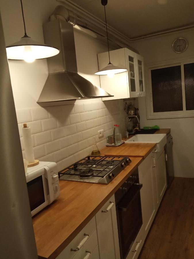 Habitacion Con Patio En Piso Compartido 카펠라데스 외부 사진
