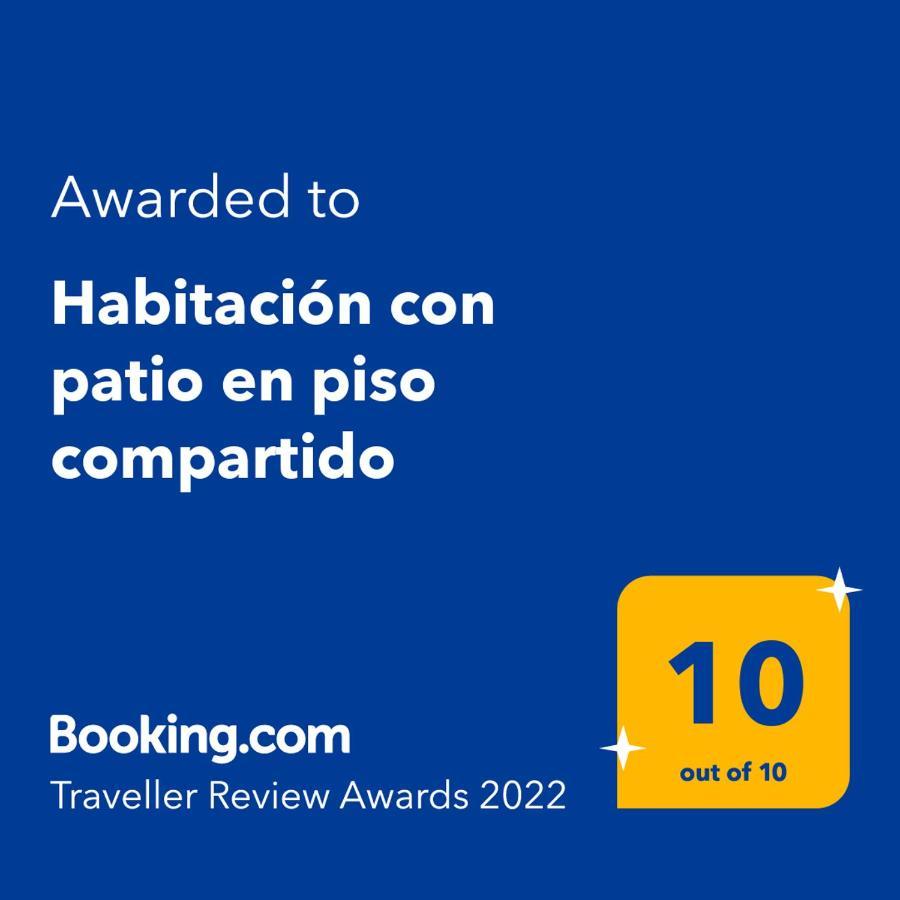 Habitacion Con Patio En Piso Compartido 카펠라데스 외부 사진